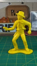 TIM-MEE Toys VTG; Frontier Figure Cowboy Guns Jumbo 5" Yellow Plastic 5MZ