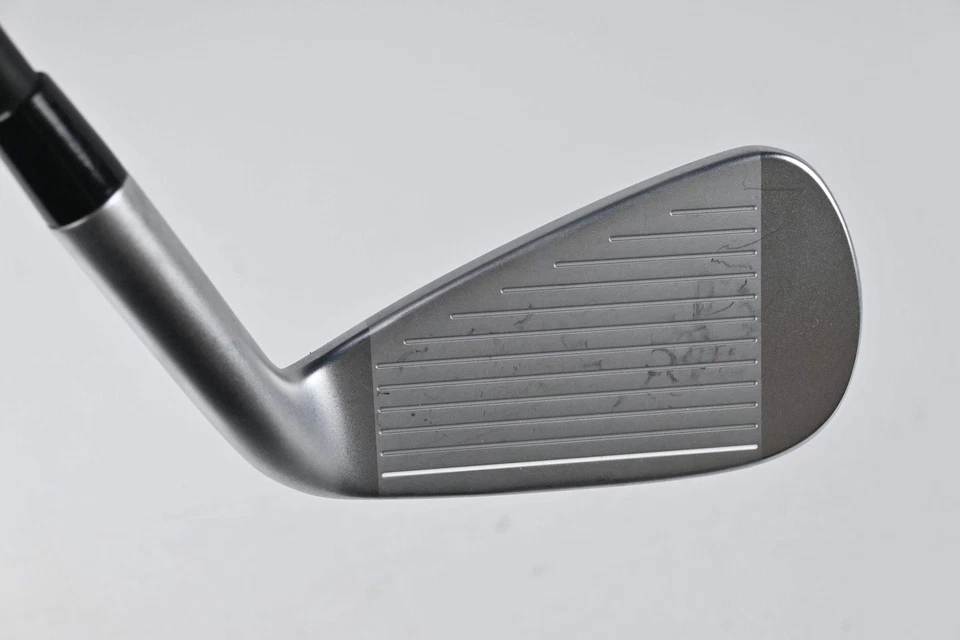 Left Hand Cleveland Launcher XL #4 Iron / 20 Degree / Regular Flex Catalyst 60 - Image 2 of 4