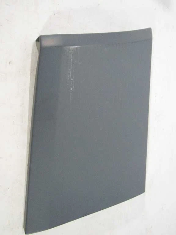 84-93 Mercedes W201 190D 190E Front Left Lower Fender Trim Panel 2016906740 - Image 3 of 4