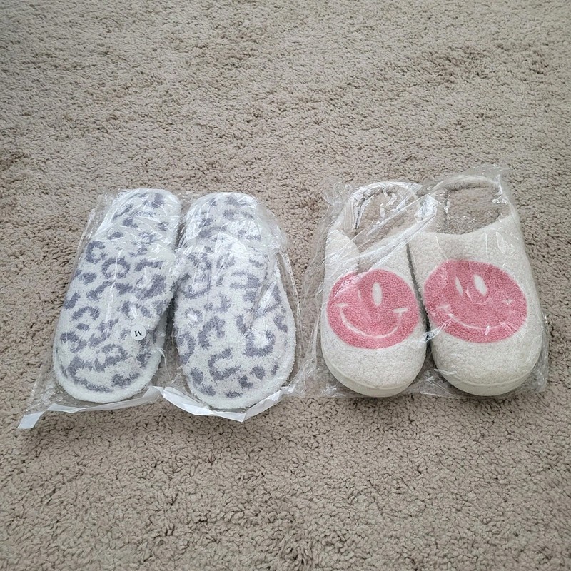 Set Of 2 Women's Slippers- Leopard Print & Smile Face (Size 40-41) - Brand New!