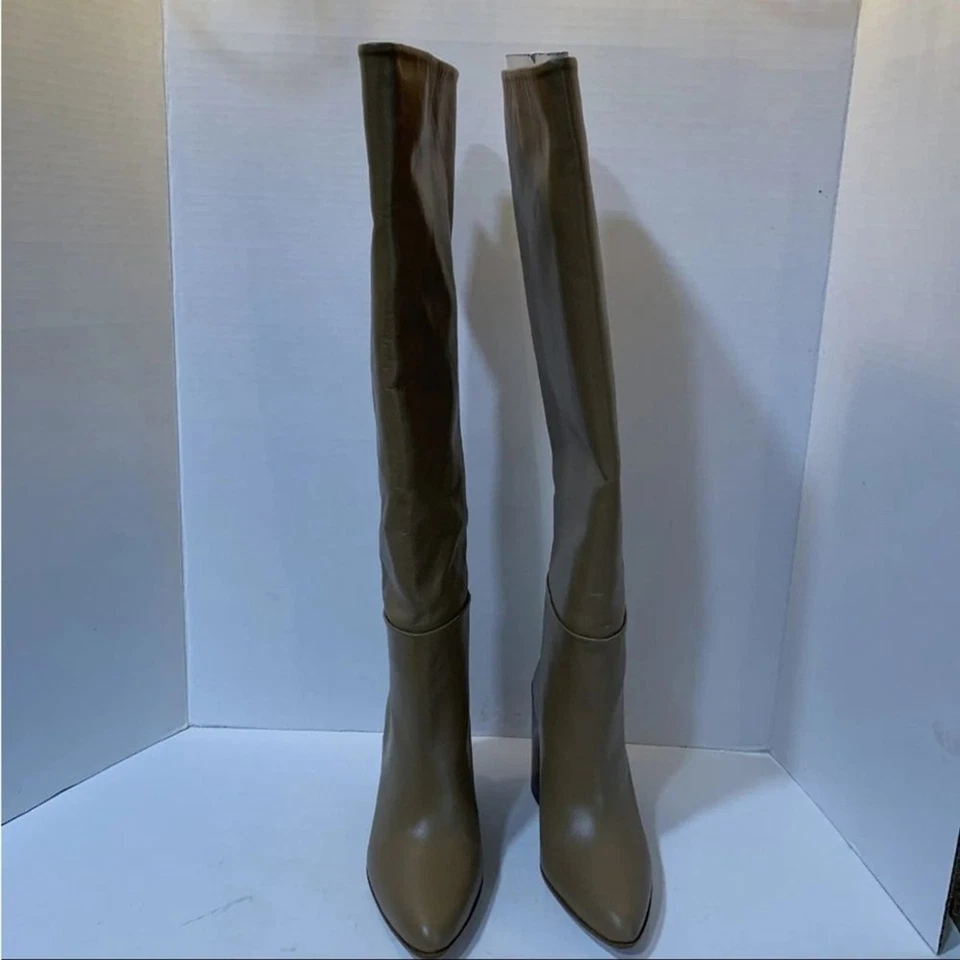 (W4) Botas hasta la rodilla de cuero con tacón Zara para mujer color topo talla 37/6,5 EE. UU. Foto 4 de 4
