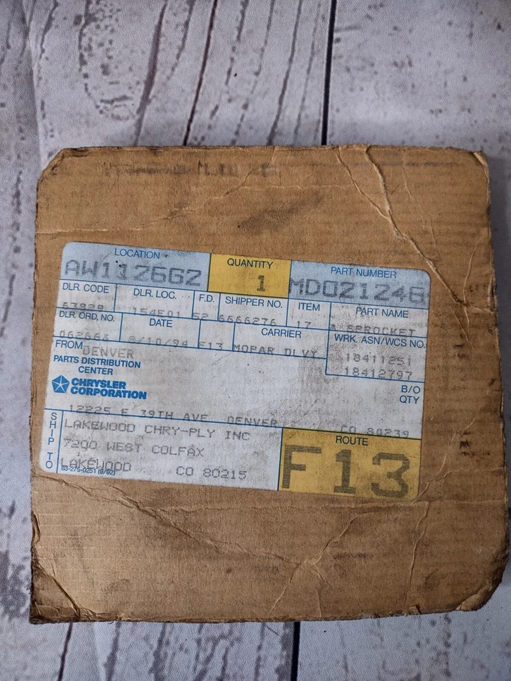 PIÑÓN CADENA DISTRIBUCIÓN MOPAR/MITSUBISHI MD021246 ORIGINAL Foto 2 de 2