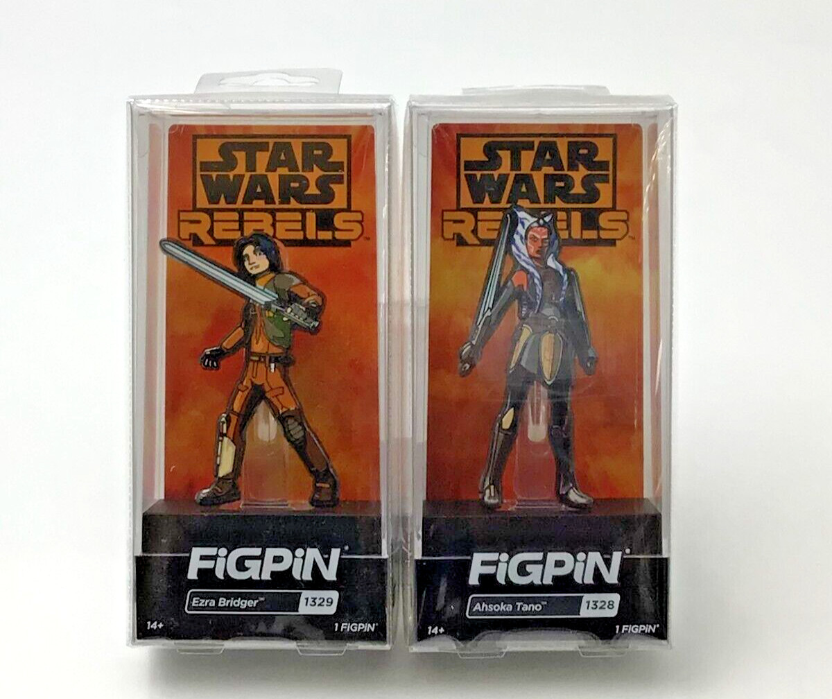 FiGPiN SW Rebels Ezra Bridger #1329 Ahsoka Tano #1328 Juego de 2 prendedores coleccionables