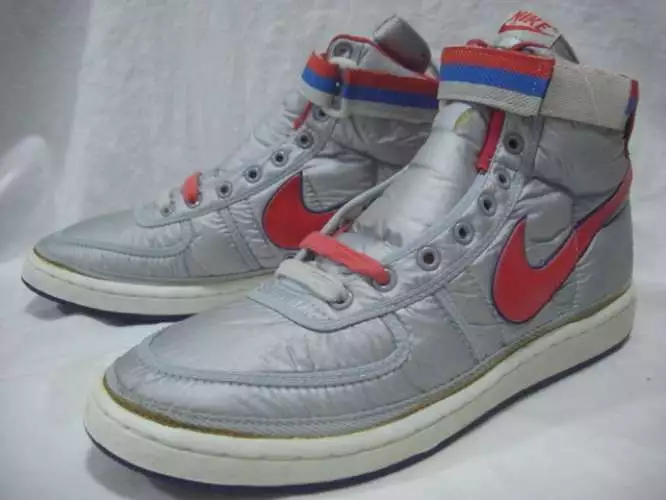 NIKE VANDAL SUPREME argent x rouge homme US12 1984 vintage inutilisé stock mort
