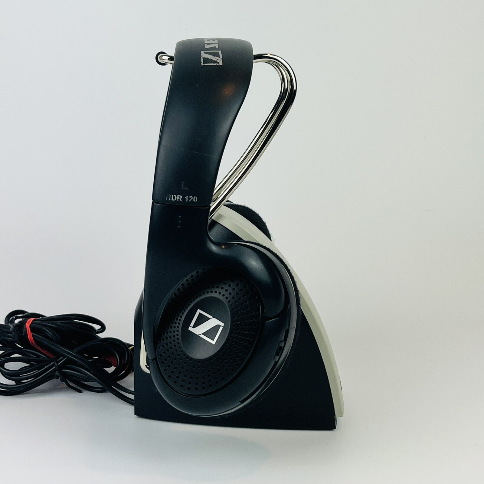 Sennheiser TV Wireless Headphones TR120 HDR 120 W/ Base, NEW Batteries