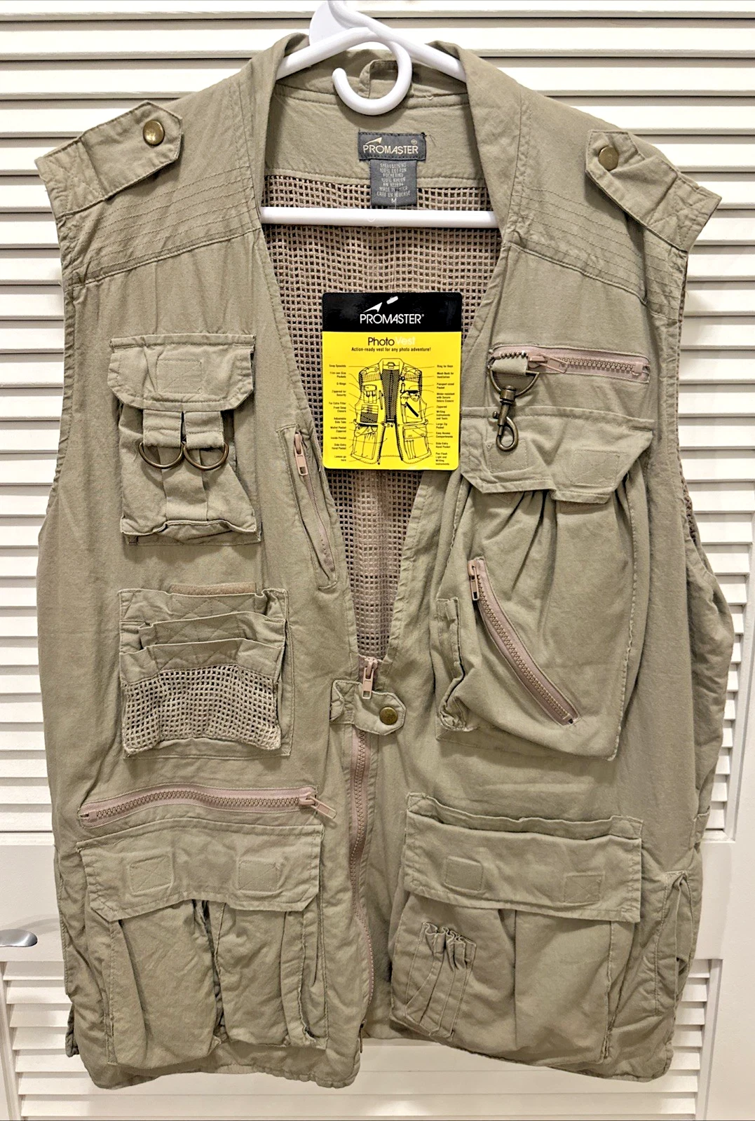 Pro Master Photo Vest Men's M Tan Field Tactical Fishing Hunting Photography NEW