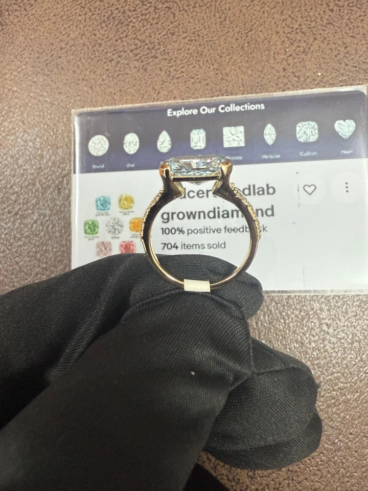 Radiant 2.50 Lab Diamond Ring Fancy Vivid Blue VS2 with 14 KT Gold - Image 4 of 4