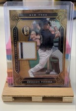 2023 Panini Chronicles Gold Standard Swatches Everson Pereira #GSS-EP (MEM, RC)