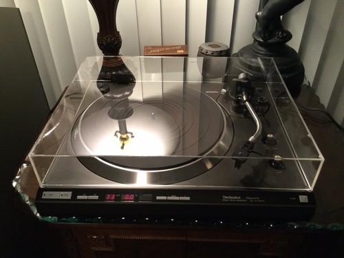 Technics SL-1310MK2 Turntable, Just About Mint, New Lid, Serviced, Watch Video!