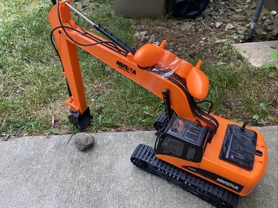 HULNA  1551 RC Excavator Long Arm CH Construction Toy  with Remote -