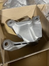 Gm Oem 16-22 Canyon Engine Engine Trans Mounting-mount Bracket 23373843