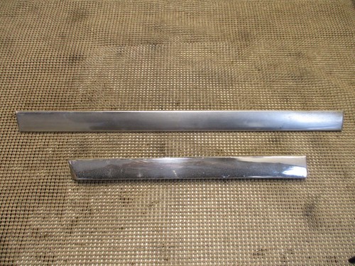 1966 1967 Buick Riviera GS Left Quarter & Fender Body Side Trim Moldings 4539994