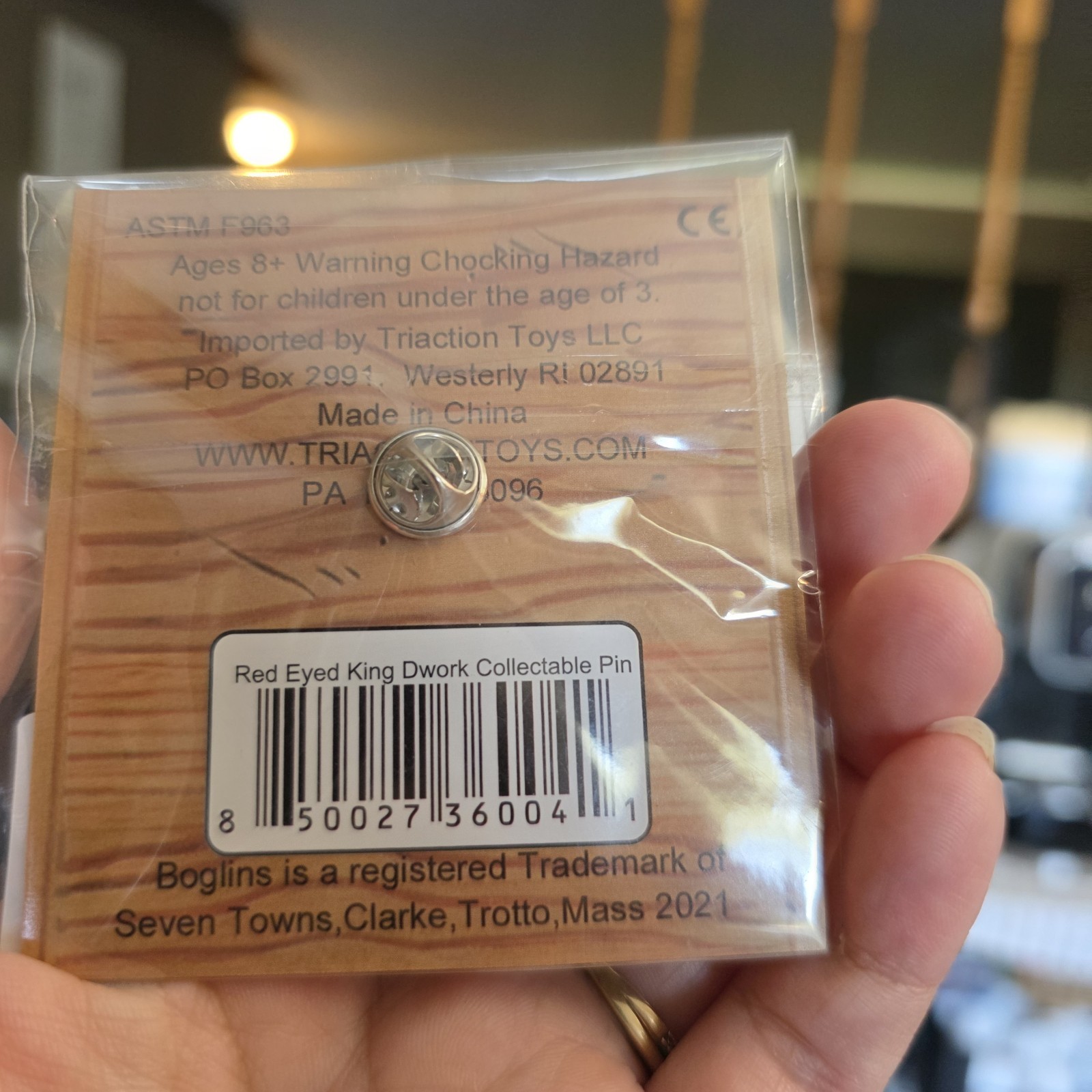 Boglins Red Eyed King Dwork Collectable Pin 2021 TriAction Toys Sealed