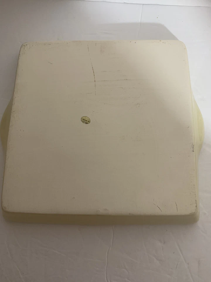 Vintage Tea Set Easter Bunny Ceramic Tea Pot Creamer & Serving Tray Cream Rare - Image 4 of 4