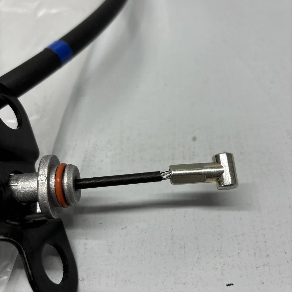 Cable freno trasero derecho honda acura/leyenda 2009-2010.Genuino 47510-SJA-J01 Foto 3 de 4