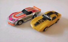 2 Vintage TYCO HO Slot 440 Magnum 1970s Yellow Vette, Super Chrome Pink Orange