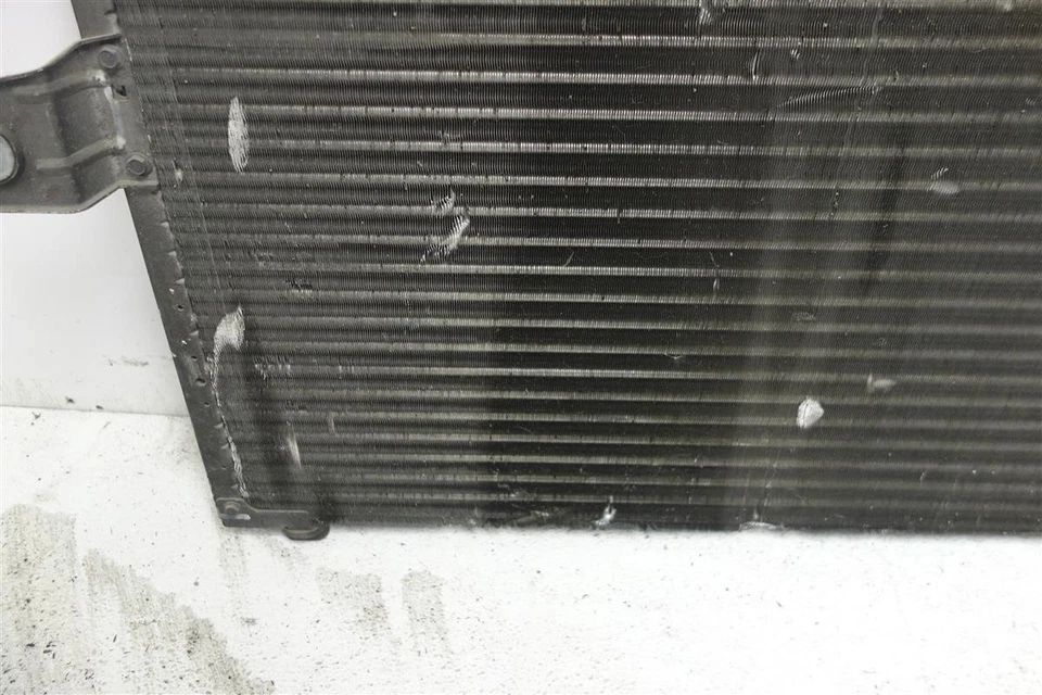 1999-2002 Nissan Quest Ac A/C condensador de ar condicionado 92110-7B000 - Imagem 3 de 4