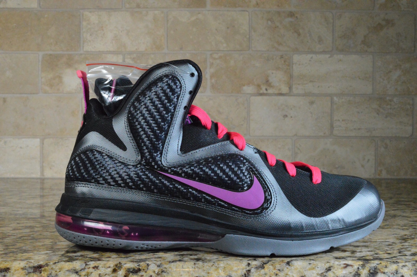miami night lebron 9s
