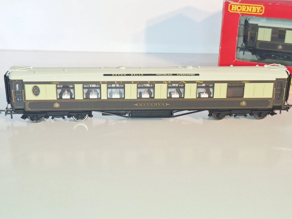 Hornby Pullman coach R4251, Minerva. As New. Table Lighting. OO Scale. Boxed - Image 4 of 4