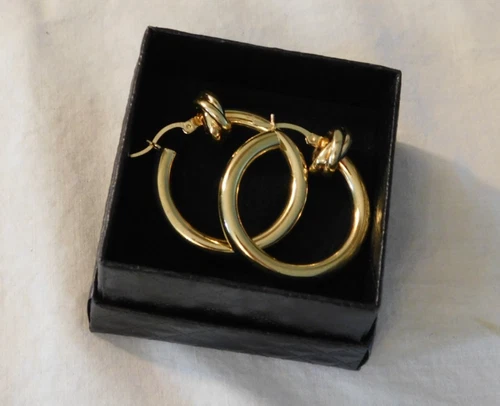 14K Gold Hoop Classic Knot Earrings Rare, Unique Style 5.8 Grams
