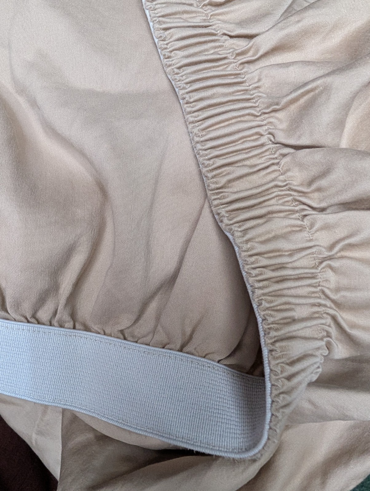 TAUPE Wamsutta Dream Zone Soft 100% Pima Cotton Queen 4 PC Set 16 in. Pocket