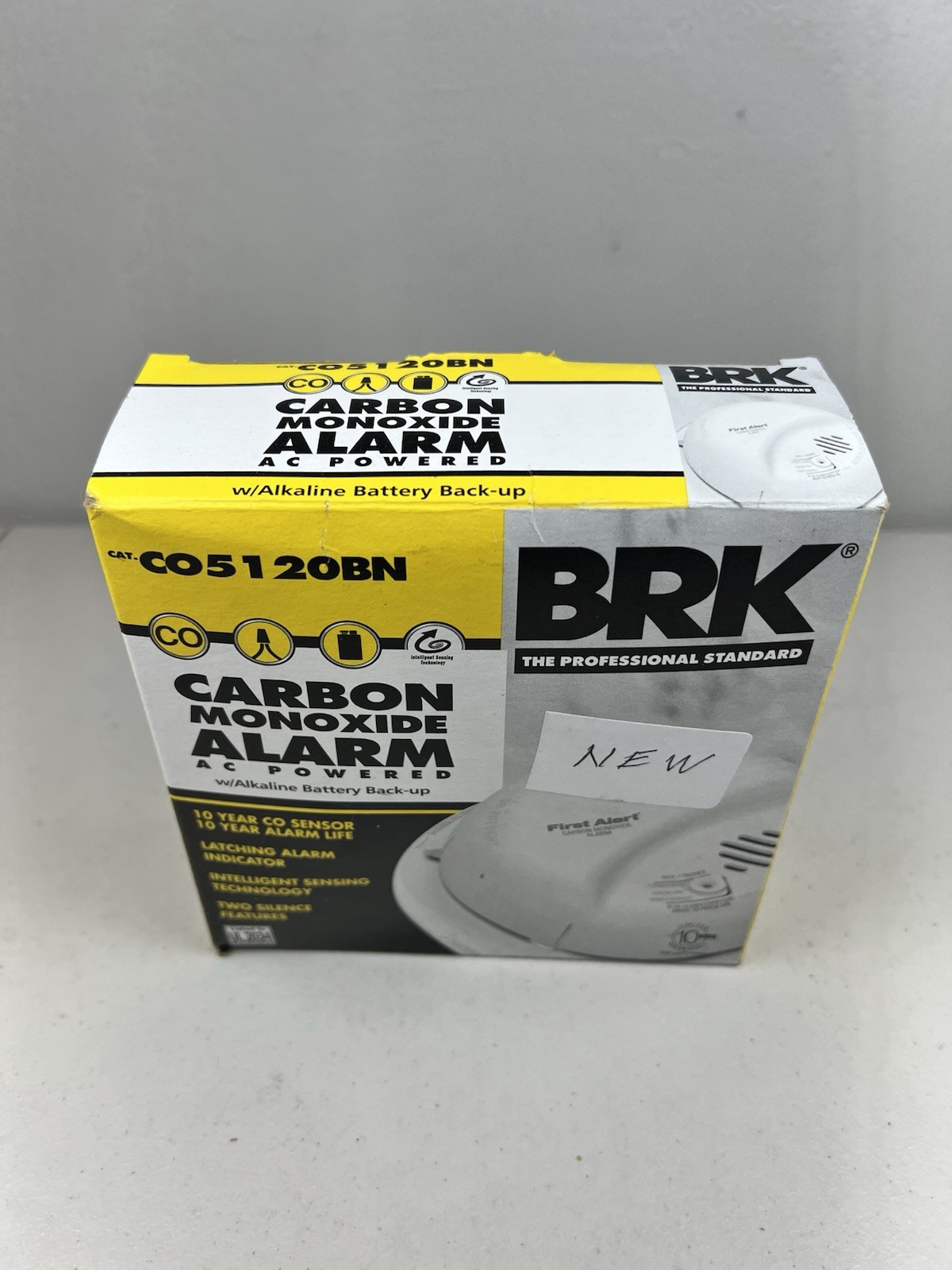 BRK Hard-Wired w/Battery Back-up Carbon Monoxide Detector CO5120BN Open Box