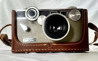Argus C3 Matchmatic 35mm Film Camera  Vintage  Brick  Classic 35mm film camera