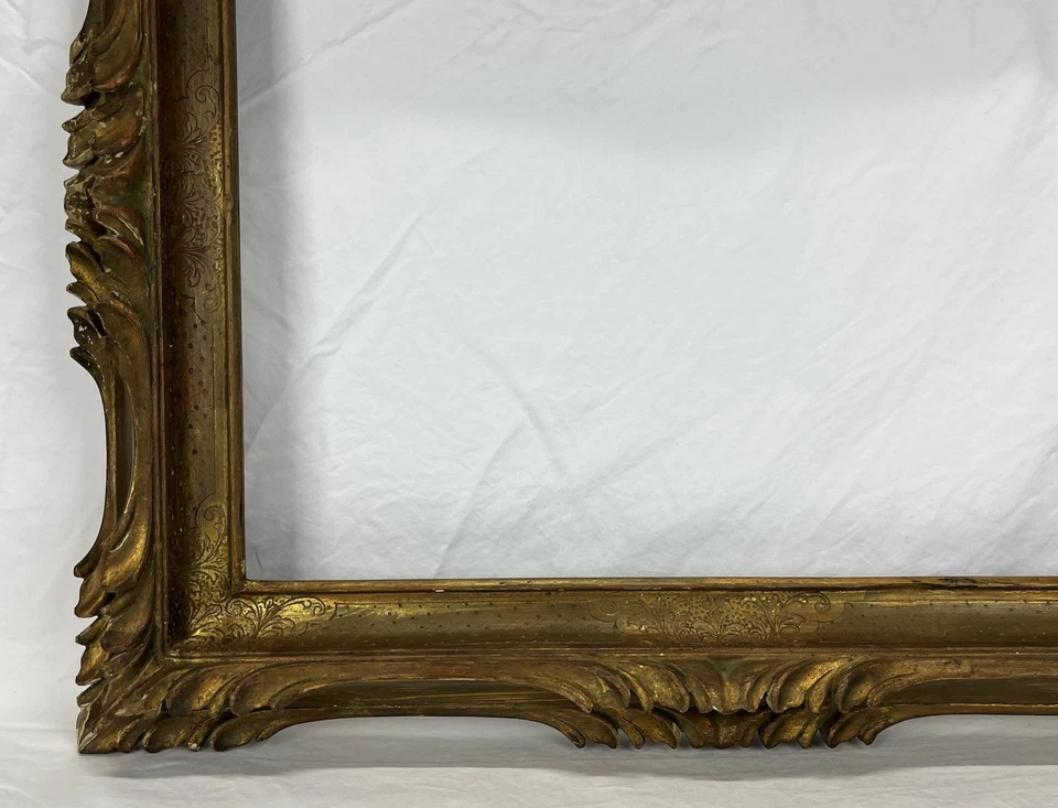 Antiguo marco dorado perforado de esgrafiado italiano tallado a mano 16 x 20 apertura Foto 4 de 4