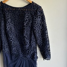 NWT Tadashi Shoji Formal Gown Size 6 Navy Blue Long Sleeve Floral Lace Bodice