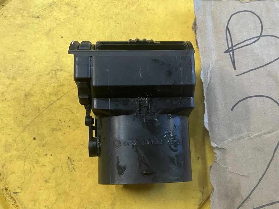 1985-1991 BMW 325e E30 передняя правая пассажирская приборная панель кондиционер вентиляционная панель оригинальная - Изображение 3 из 4