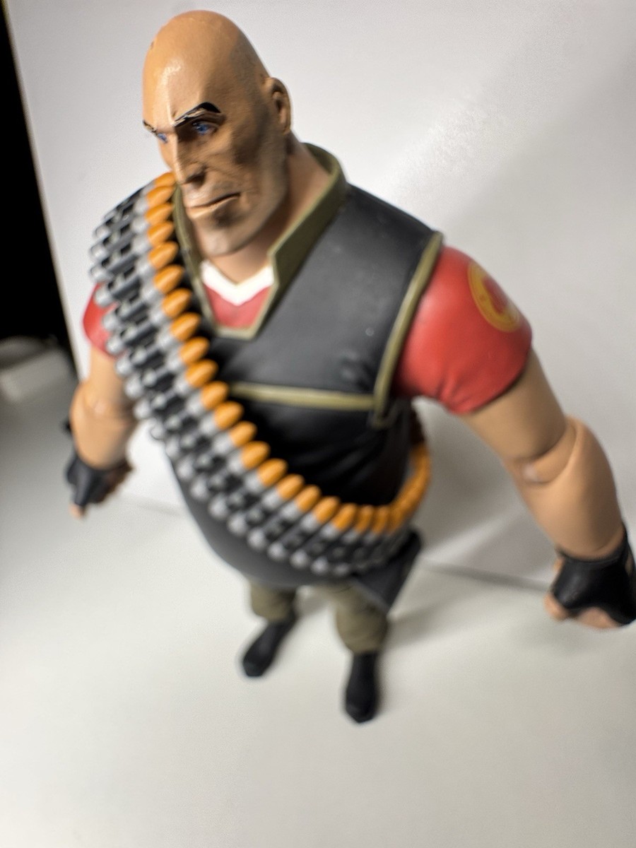2013 NECA Team Fortress 2: Heavy Weapons Guy action figure