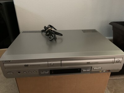 SONY SLV-D300P DVD VCR VHS Recorder Combo Play - For Parts / Repair