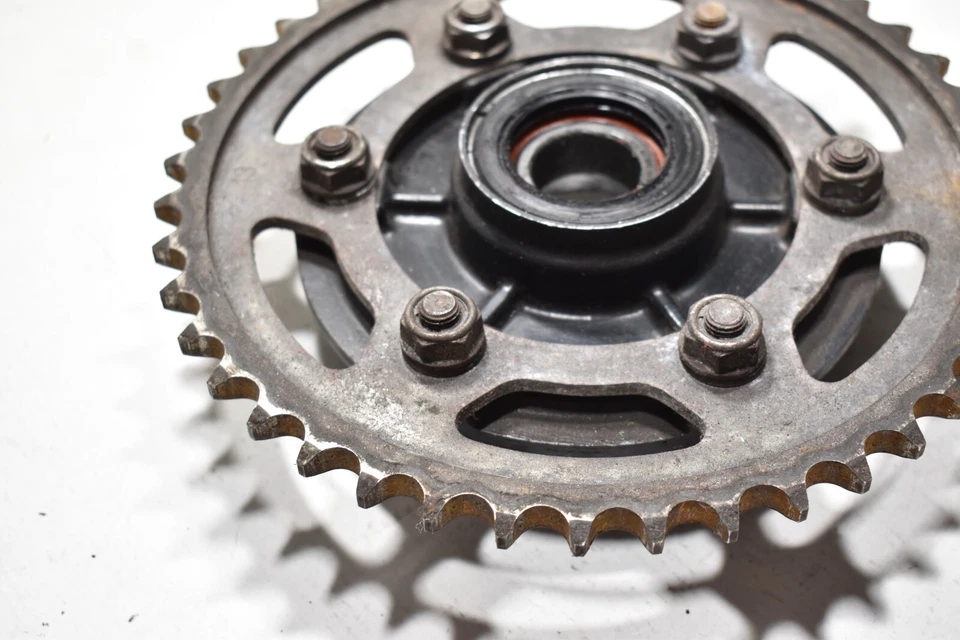 Buje de rueda trasera piñón Yamaha YZF R1 2000-2001 5JJ-25366-00-00 Foto 2 de 4