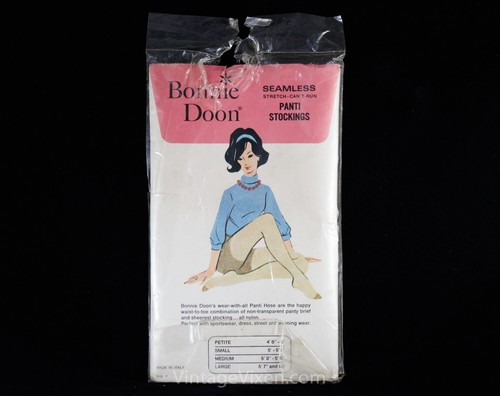 1960s Pale Beige Pantyhose - Made Italy Bonnie Doon - Small Seamless Nylon NIP