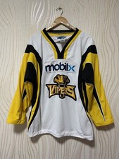 NEWCASTLE VIPERS HOCKEY SHIRT JERSEY sz M MEN VINTAGE WHITE SIGNATURE SURFACE