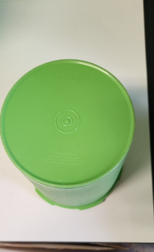Vintage Tupperware Apple Green Nesting Canisters Set of 5 Servalier Lids 4 - Bild 11 von 23