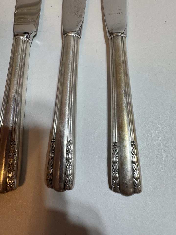 6 cuchillos de mantequilla de plata de ley Alvin Chapel Bells Foto 3 de 4