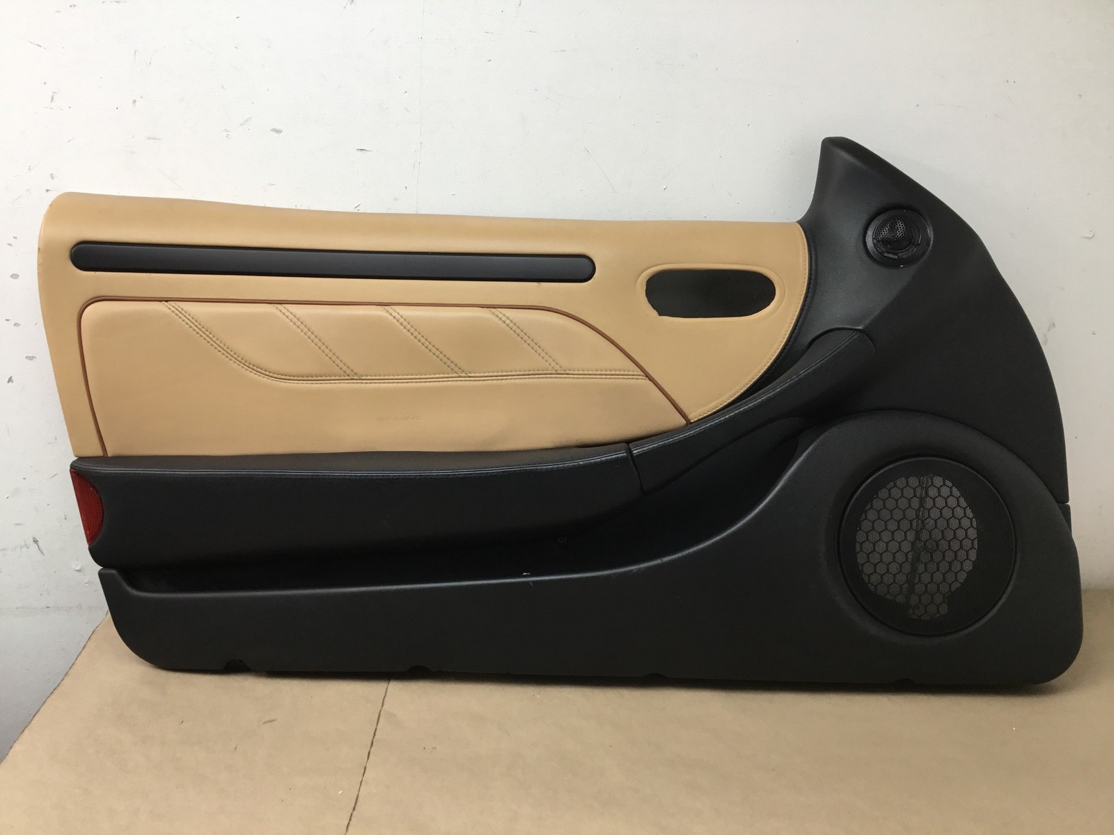 Maserati Coupe GT 2003 Front Left Driver Door Panel Cover Trim 02-06 ;:Y
