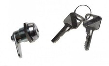 Seitendeckelschloß passt MZ ES ETS TS ETZ 125 150 250 251 Simson S51 S70 S53 S83