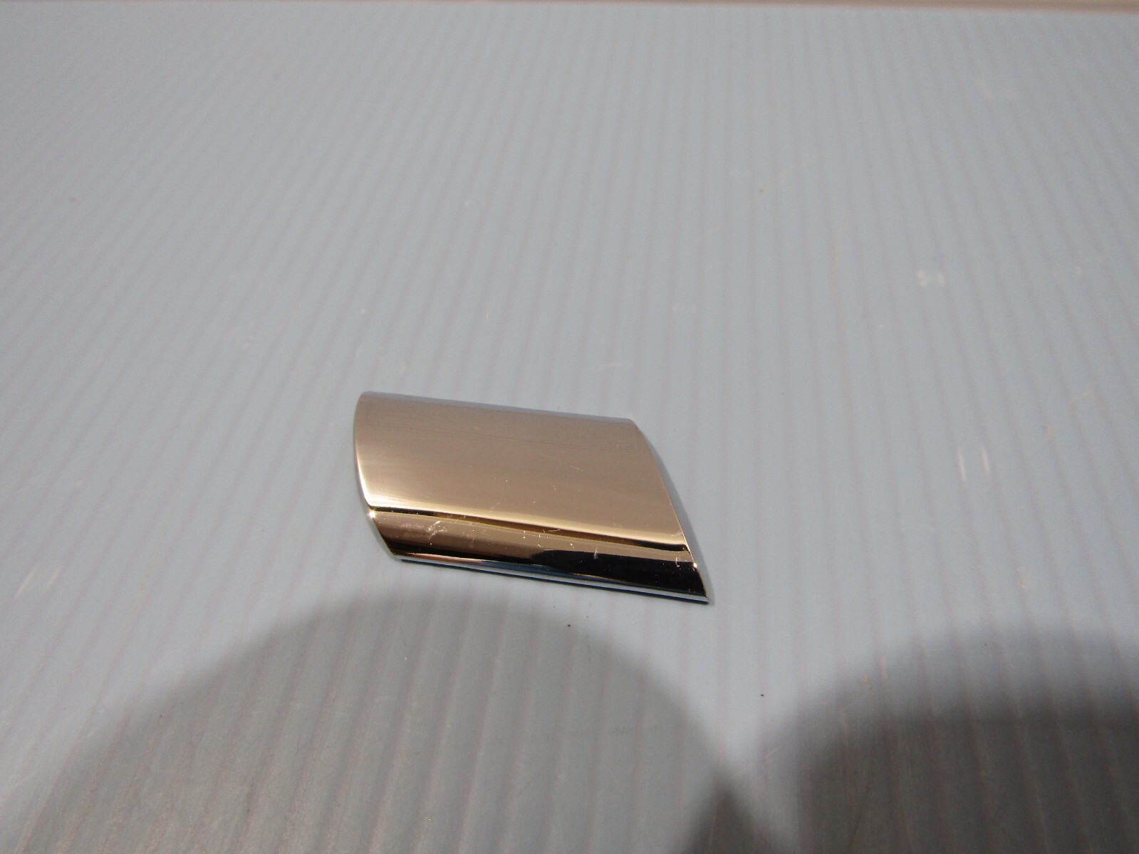 MERCEDES W100 W108 - W112 LEFT WINDSCREEN CHROME TRIM P/N
