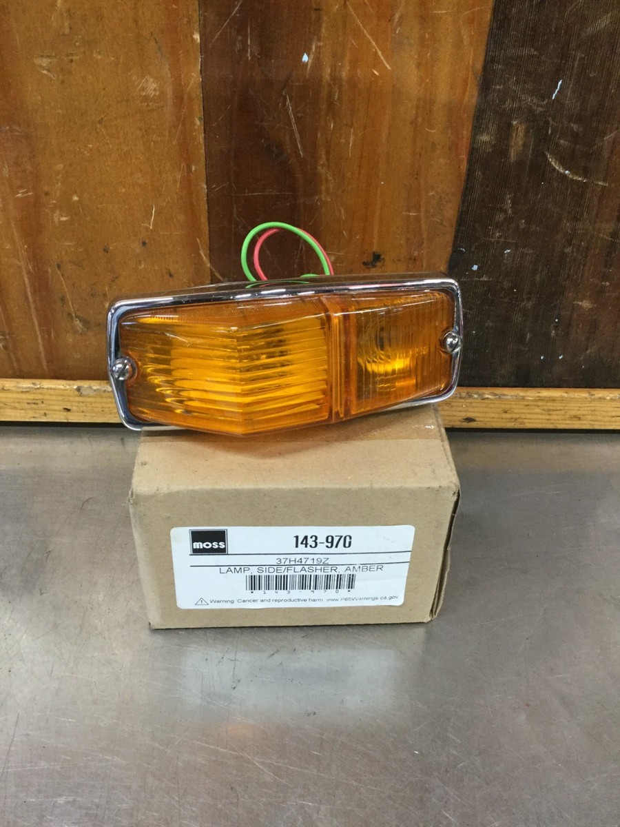 MG MGB • Aftermarket Front Side Marker Light. Moss Motors #143-970