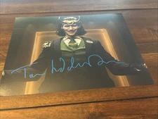 Tom Hiddleston Signed 8x10 Autograph Photo Thor Loki w/COA Hologram Rare Piece !