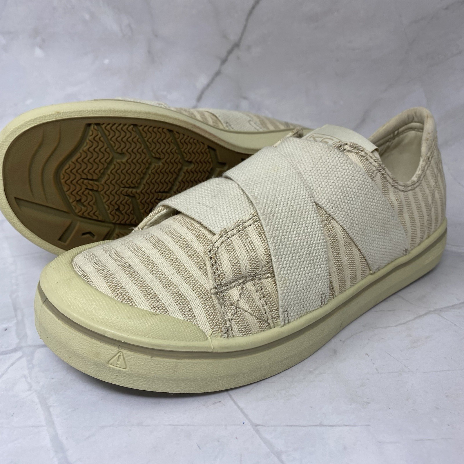 Scarpe da donna Keen Elsa IV Gore slip on in tela a righe di betulla naturale taglia 7 5 M