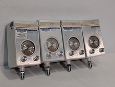 (4) Chemetron O.N.T. Patient Regu-Gage Section Regulator Devices w/ Vacuum Gauge