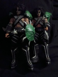 Kiss Peter Criss Ultra Action Figures Dolls 2 Dolls 1 Missing Fur On 1 Shoulder