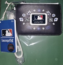 Loungefly New York Yankees Floral Zip-Around Women's Wallet Black Blue White NWT
