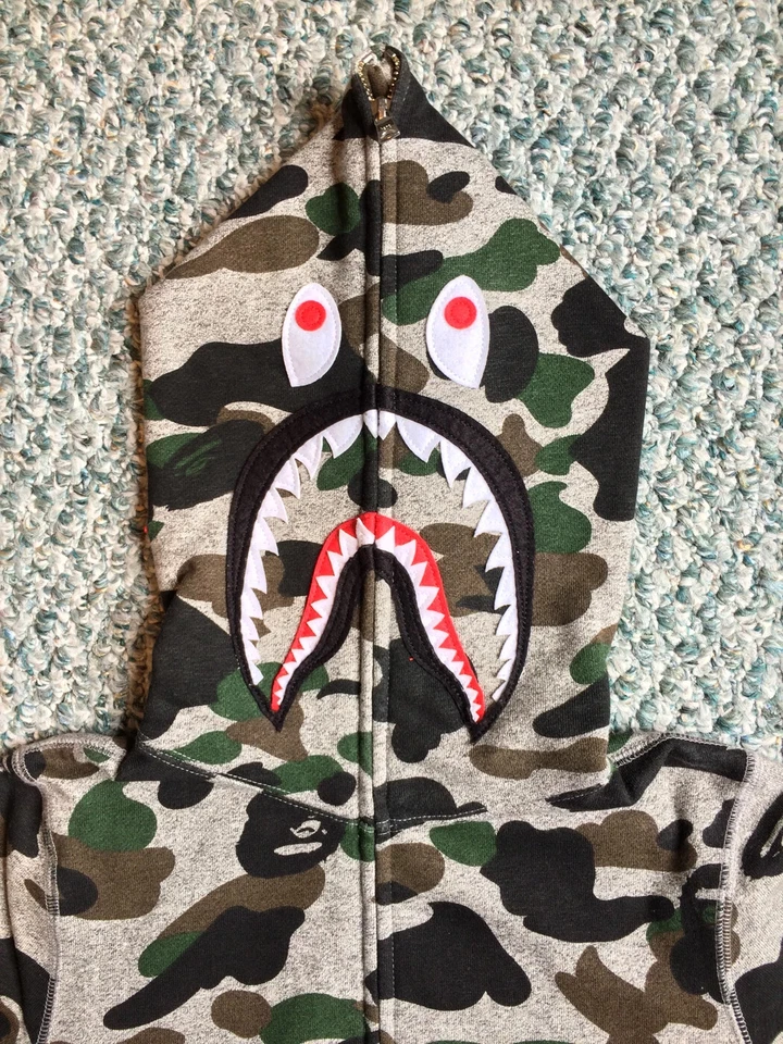 Sudadera con Capucha OG Bathing Ape Camuflada Tiburón - Bape Supreme Y3 Solista Off White Milo Foto 2 de 4