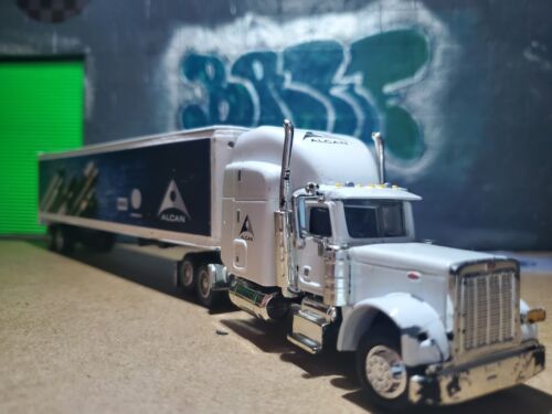 1/64 peterbilt 379 Coventional Semitruck Liberty Classics - Picture 3 of 5