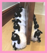 KNITTING PATTERN 608: SHEEP DRAUGHT EXCLUDER, SNOWFLAKE AND CHUNKY YARN, 2 SIZES