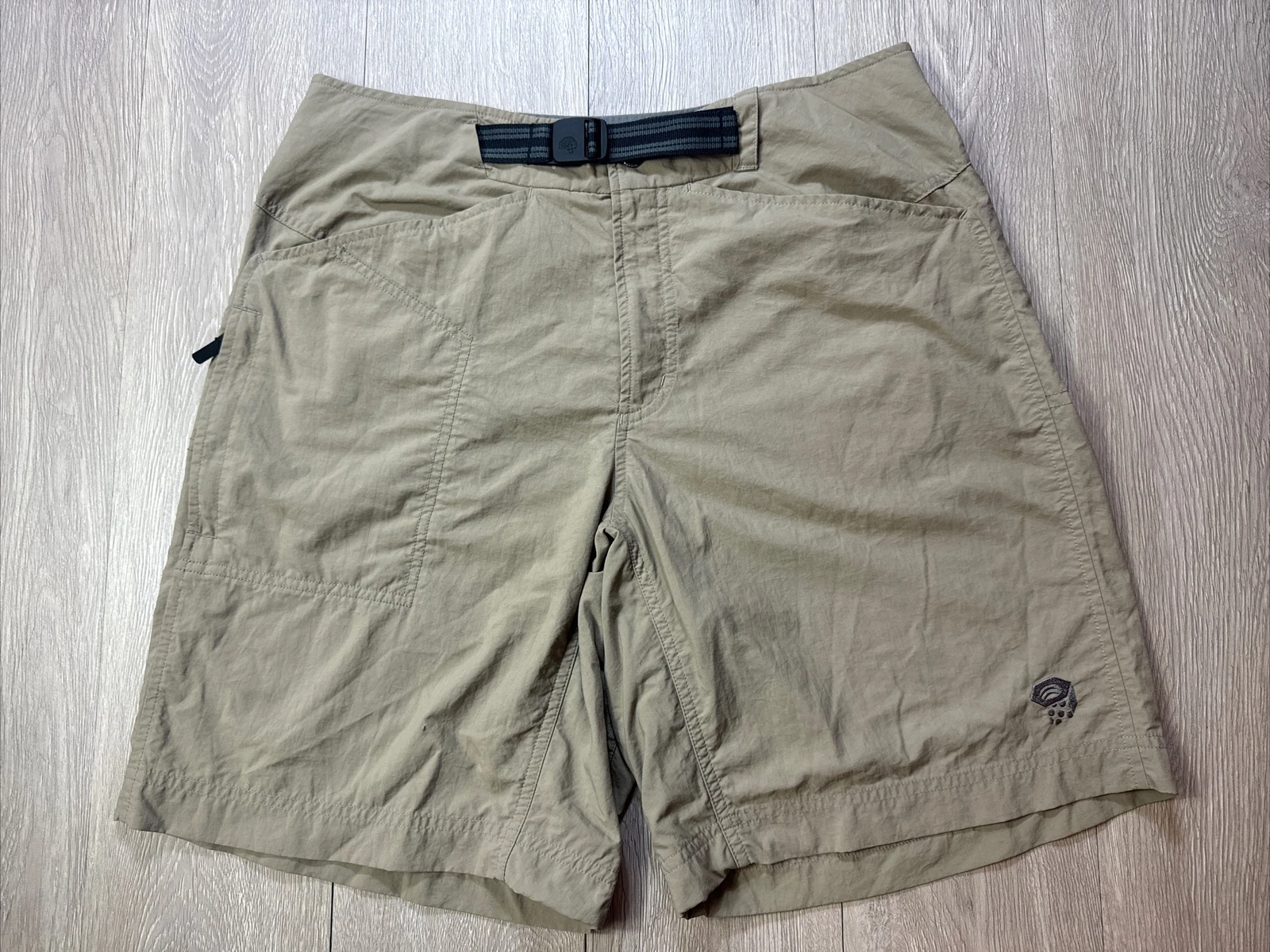 Mountain Hardwear Hiking Shorts Belted Men's Medium Long M Beige Nylon Hiking
Opens in a new window